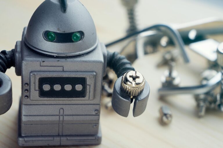 Top 7 Futuristic Gadgets You Can Actually Use in 2025